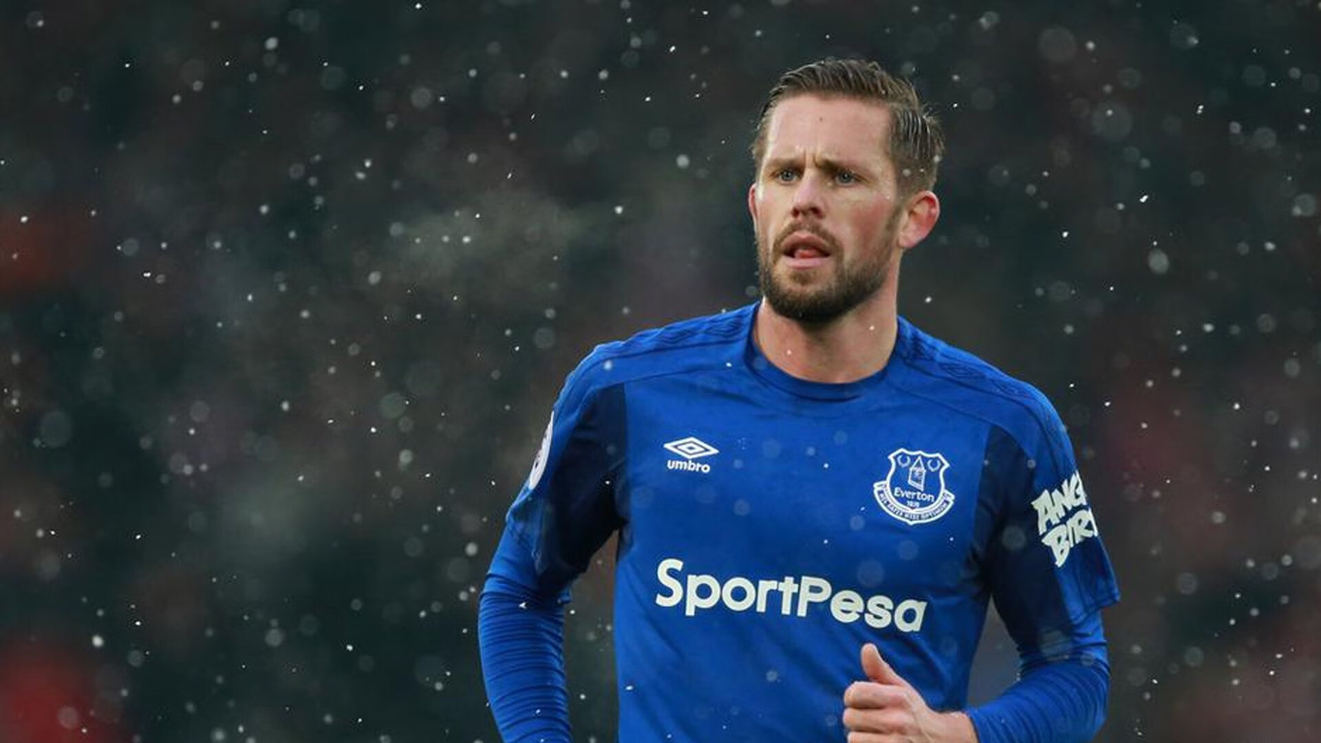 开云体育客户端-全力以赴，助力球队率先突破对手防线！，全力以赴帮助